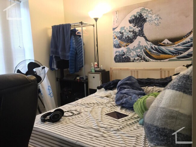 Photo - 827 Beacon St