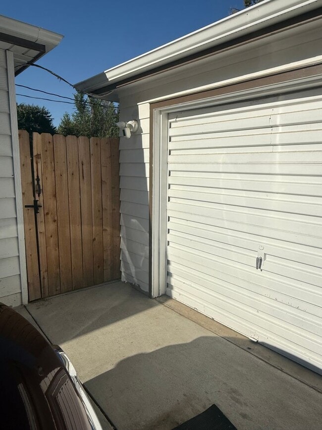 Photo - Cute Studio Apartment w/in walking distanc...