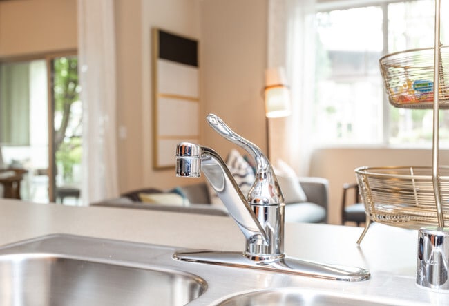 1HAB,1BA-A2 - The Lodge At Napa Junction