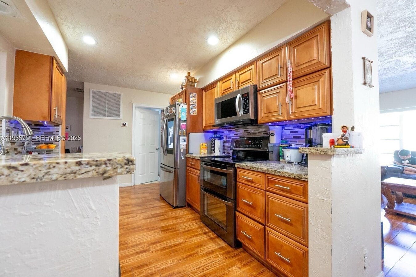 Photo - 9906 Westwood Dr