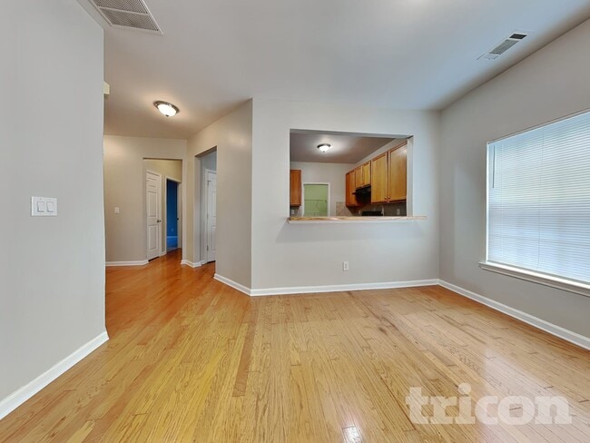 Photo - 1508 Rachel's Ridge NW