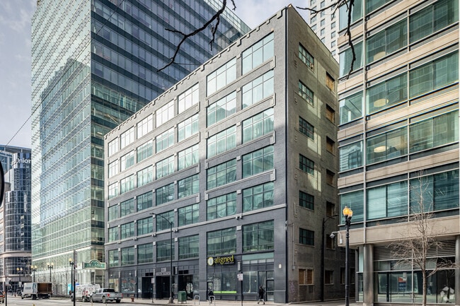 Building Photo - The Station Lofts