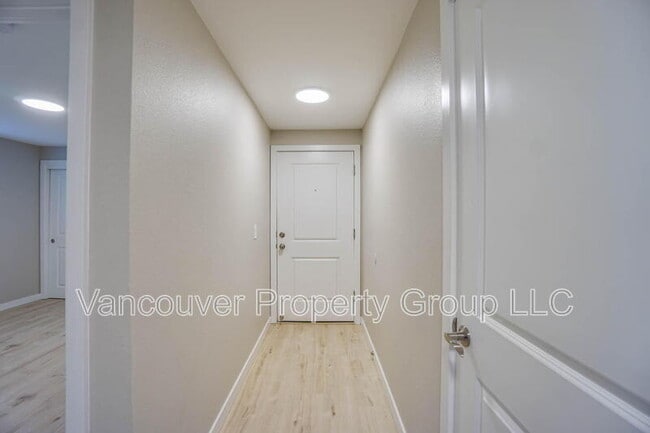 Photo - 4420 Gibbons St Unit B