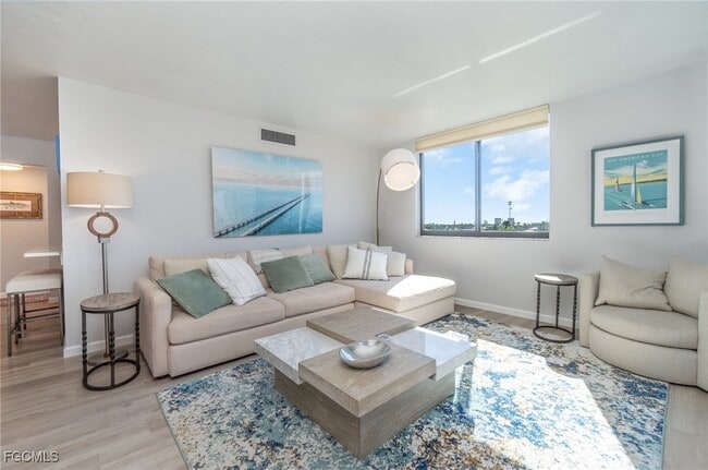 Photo - 2810 Estero Blvd Unidad 511