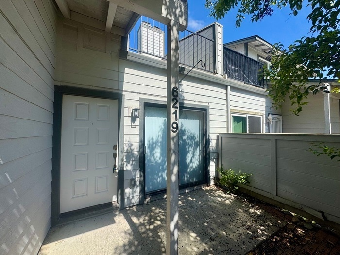 Beautiful 3/2.5 Condo for rent in Citrus Heights! 6219 OakValley - Beautiful 3/2.5 Condo for rent in Citrus Heights! 6219 OakValley