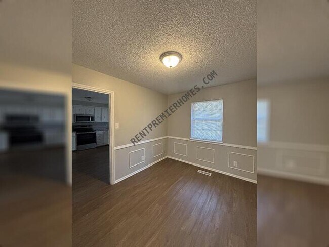 Photo - 8 New Haven Ct