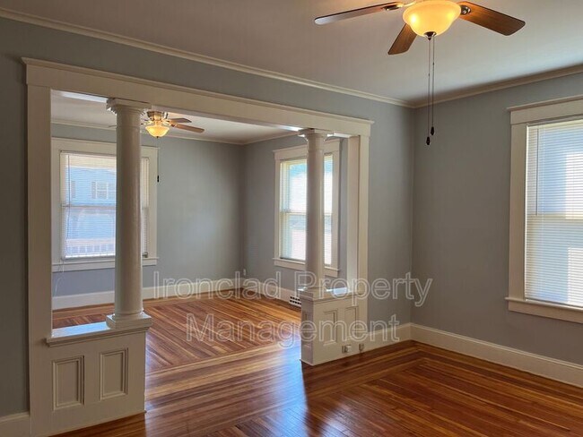 Photo - 104 Oak St Unidad 1st Floor