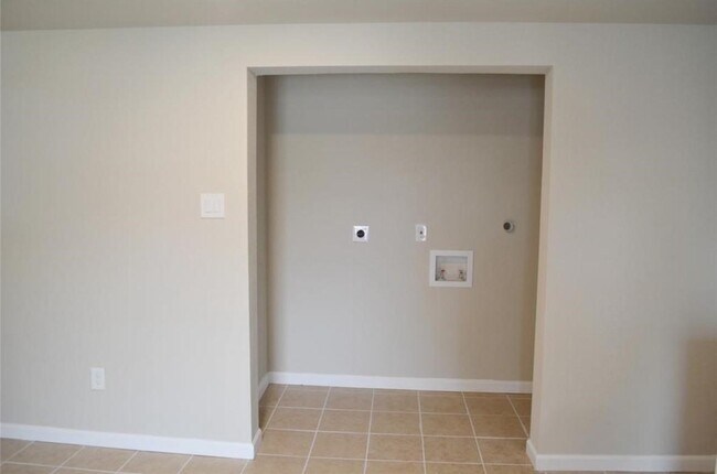 Photo - 3007 Grovey St