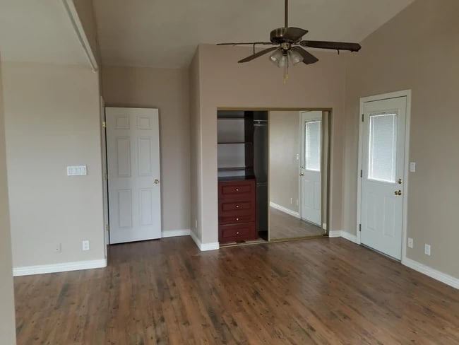 Photo - 2628 Landis St