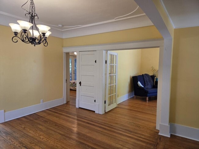 Photo - 947 N 5th St