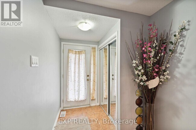 Photo - 230 Monterey Dr