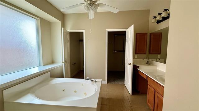 Photo - 1256 Logan Dr