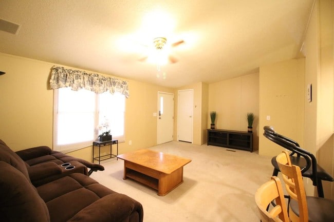 3425 W Trona Dr