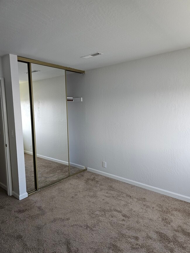 399 Dickman Ave