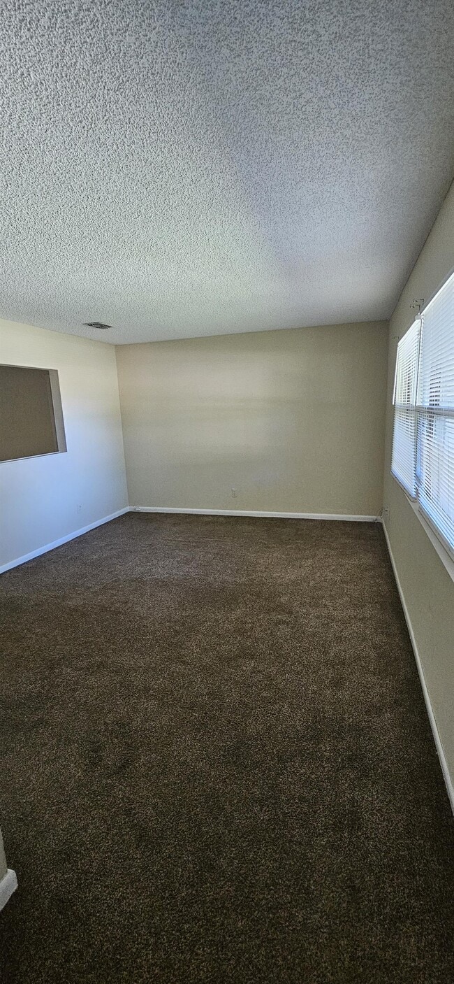 Photo - 5813 Rover Dr