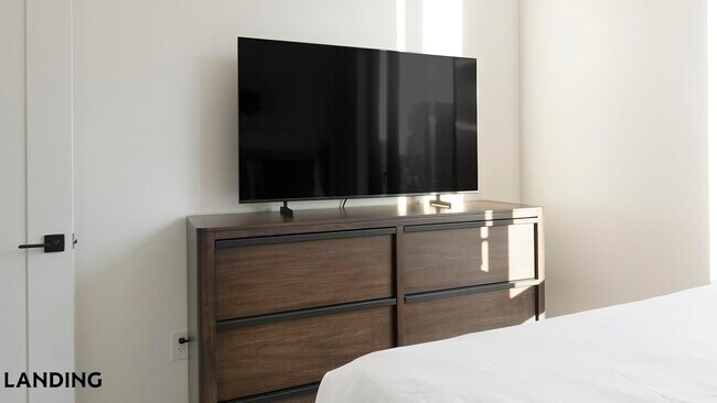 Photo - 1007 S Mint St Unit 703