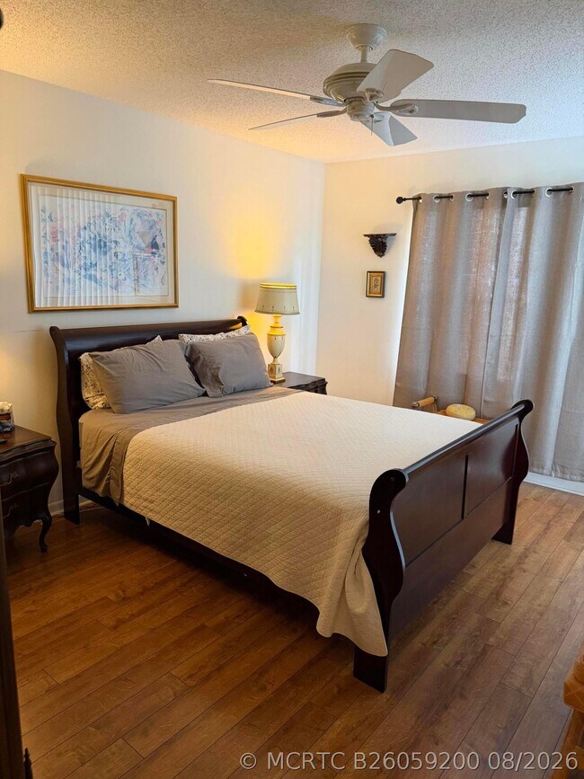5265 Brisata Cir Unit E