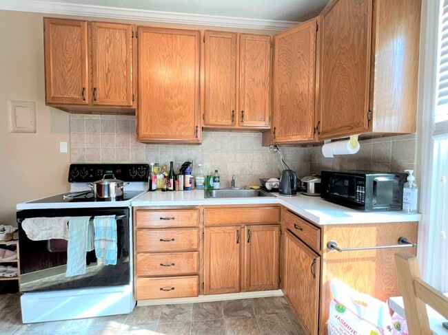 2530 College Ave Unit 3