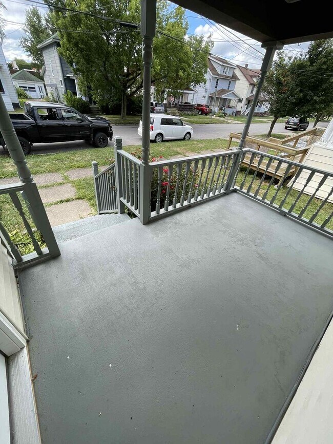 Photo - 218 N 15th St Unit House