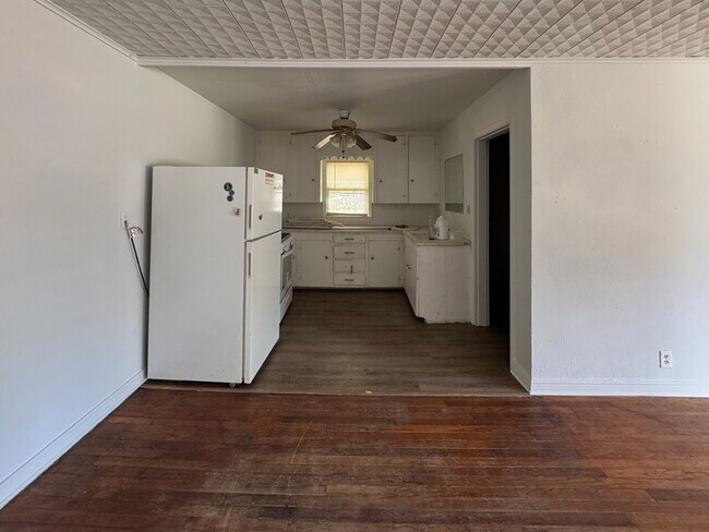 Photo - 1 Bedroom House for Lease
