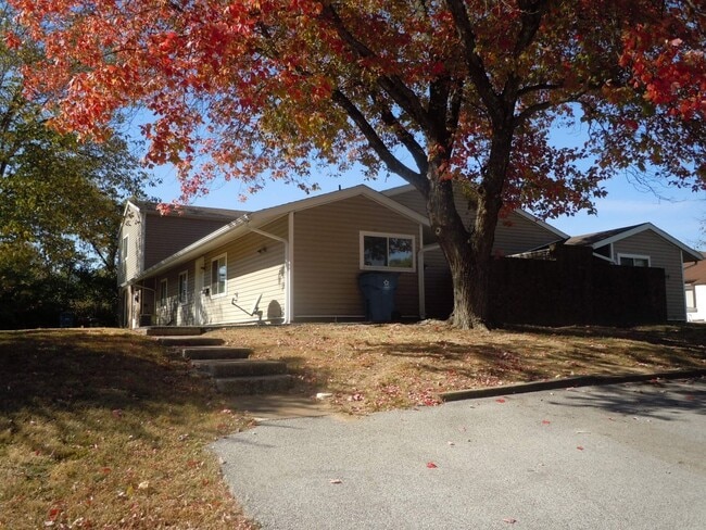 Building Photo - 1809 Sir Lancelot Dr Unit 1809 Sir Lancelot 1A