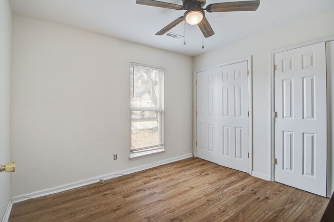 2451 Castlereagh Rd Unit 3