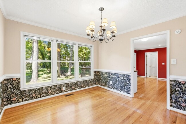 Photo - 1424 Brookwood Dr