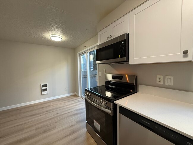 Photo - 5115 SW 62nd Ave