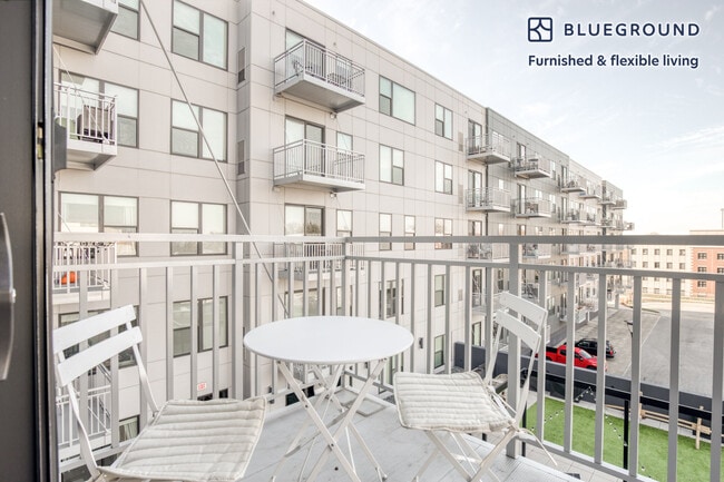 Photo - 100 N Addison Ave Unidad FL4-ID863