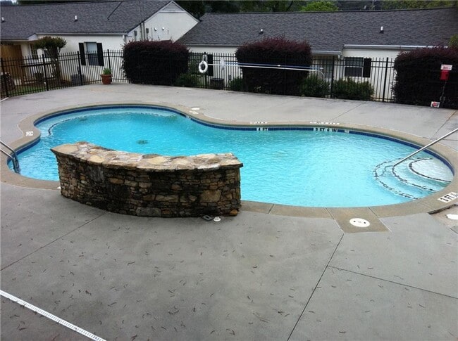 Photo - 1581 Stone Gate Ln SE