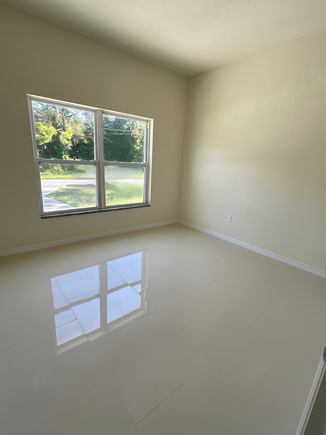 Photo - 3212 Oleander Dr