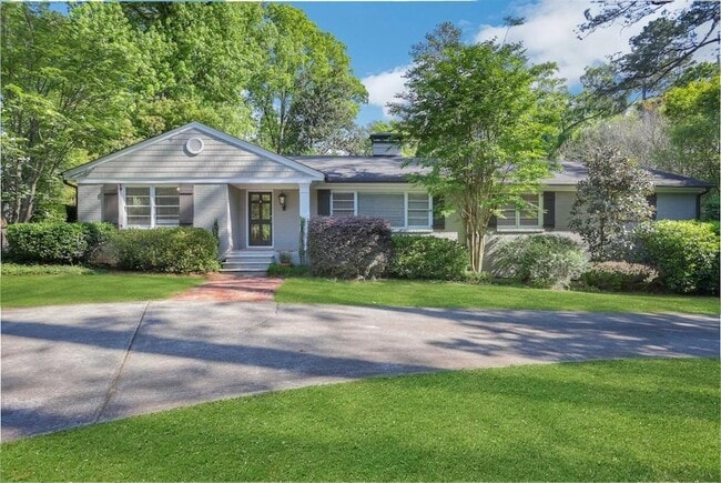 Photo - 611 Peachtree Battle Ave NW