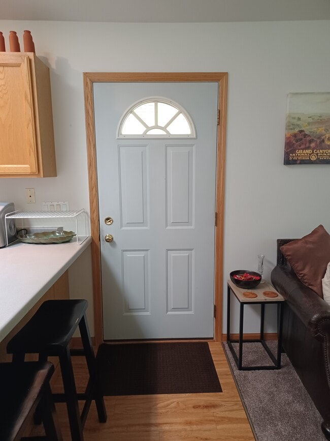 Photo - 1702 Ben Franklin St