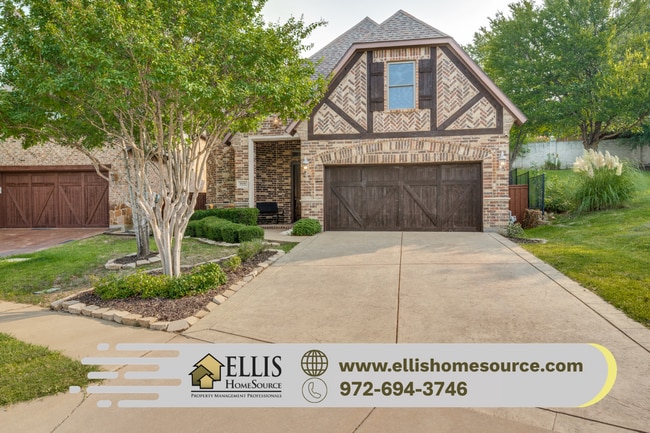 Building Photo - 4046 E Hill Dr