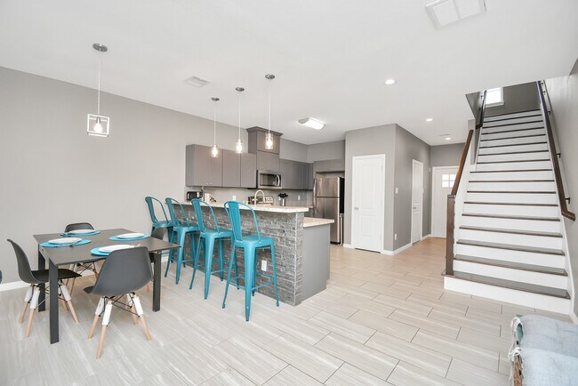 Photo - 3019 Elysian St