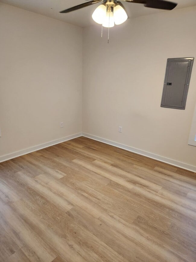 Photo - Blackstone 2 bed 1 bath New Duplex