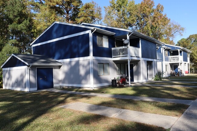 Caswell at Berkshire - Caswell at Berkshire Apartments