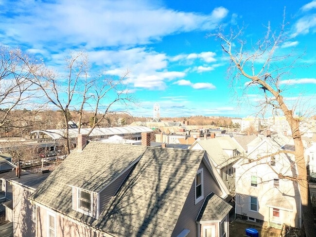 Photo - 90 Wenham St Unit 3