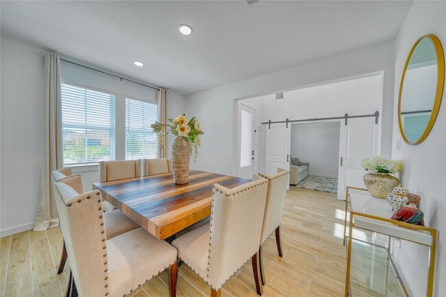 Photo - 12202 Old Fashion Cir