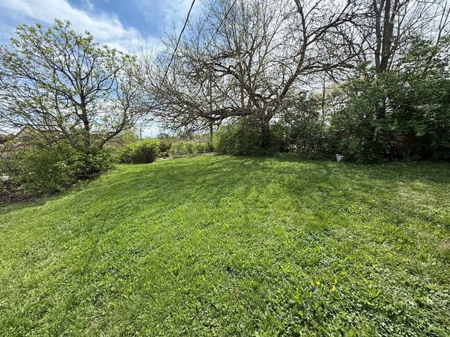 Photo - 1521 N Kealing Ave