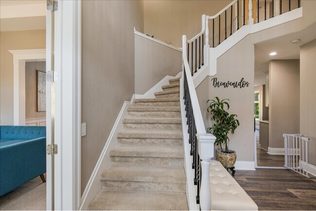 Photo - 2340 Oakhurst Ln