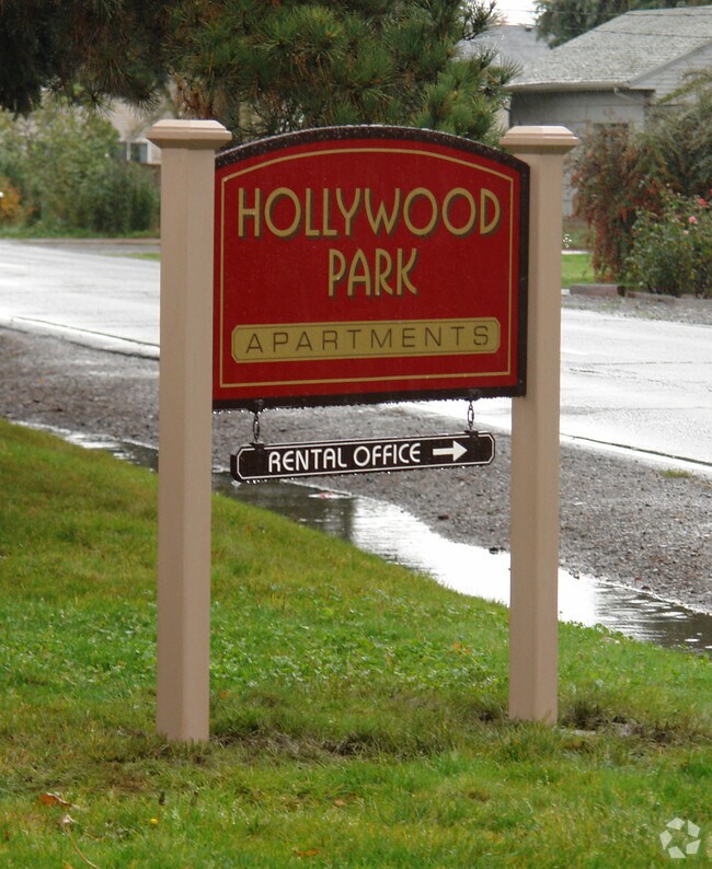 Photo - Hollywood Park Apartments