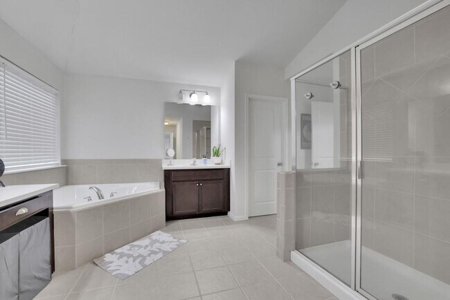 Photo - 6185 Vista Crossing Way Casa