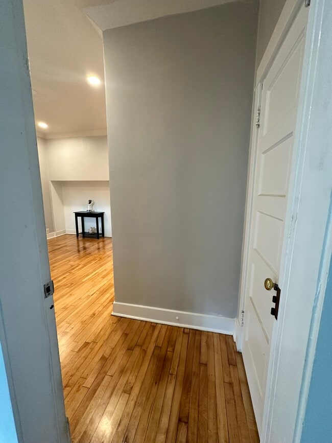 Photo - 3255 N Kenneth Ave