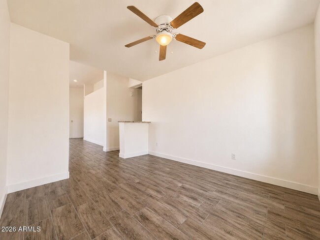 Photo - 5256 W Pleasant Ln