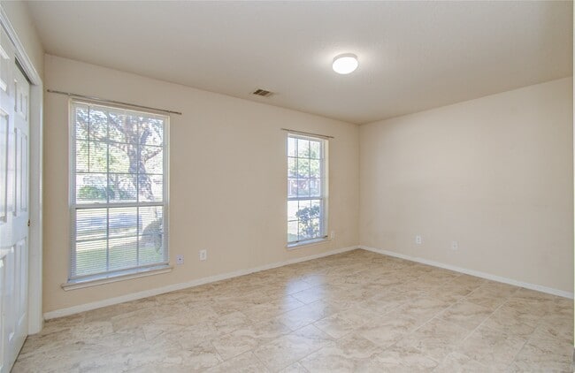 Photo - 4214 Forest Rain Ln