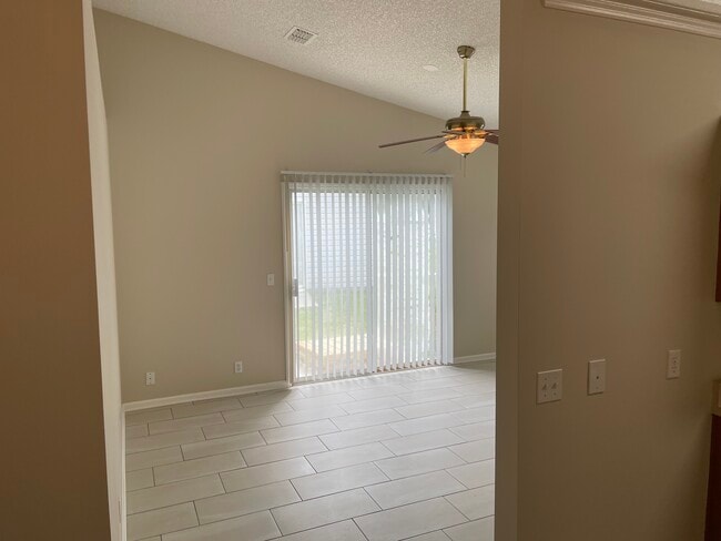 144 E Lakemont Dr Unit 144