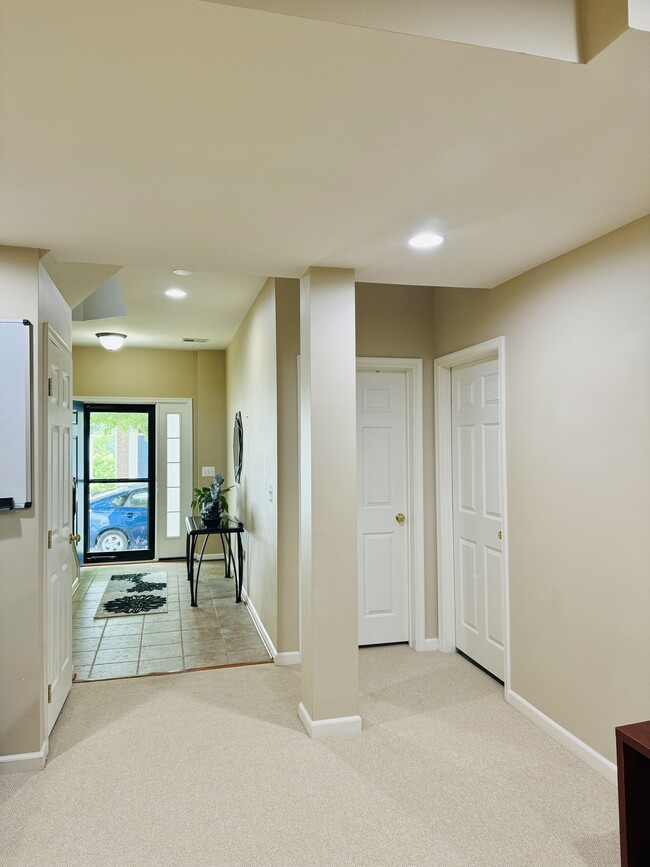 Photo - 2381 Abington Dr