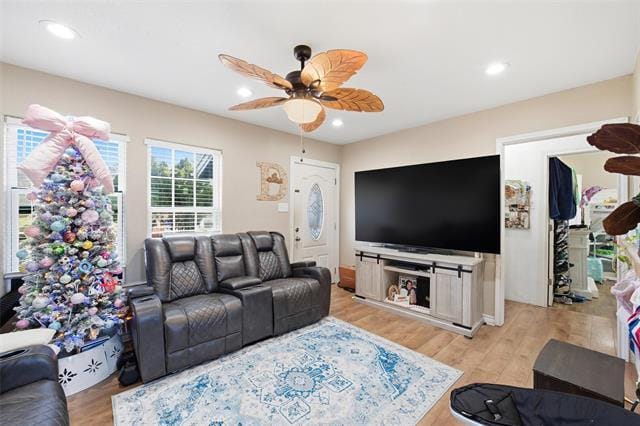 Photo - 2217 Joey St