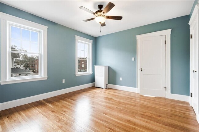 Photo - 256 S Huntington Ave Unit 2